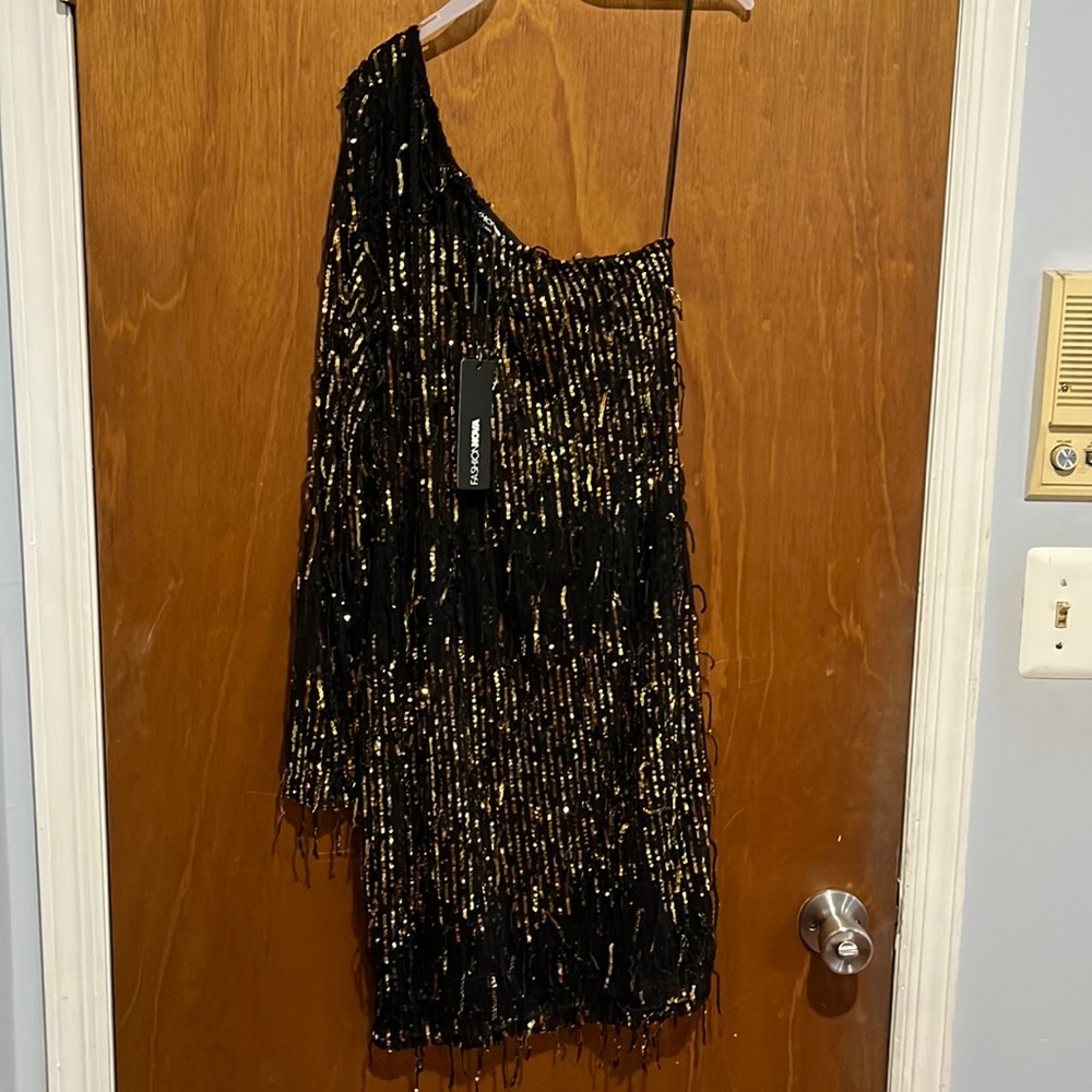 Fashion Nova black and gold party dress size large